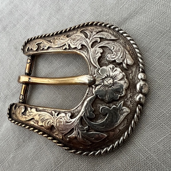 Vintage silver gold tone western floral belt buckle repousse rope medium 1” - Picture 5 of 8